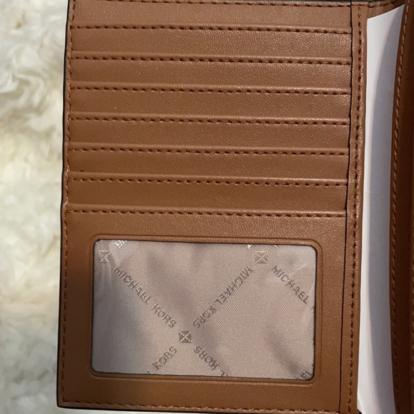 MK wallet - Picture 4 of 5